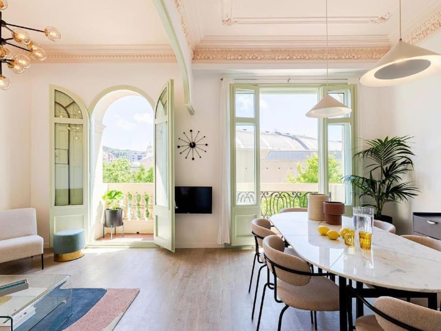 Lovely In Plaza Espana - Fira Montjuic Apartament *